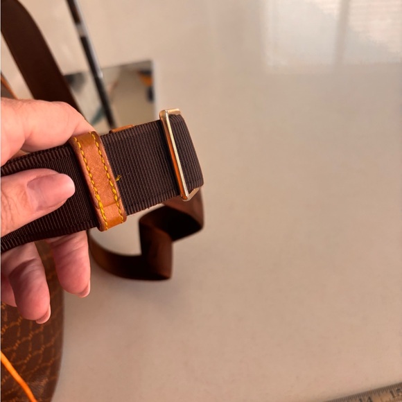 Rioni Brown and Orange Crossbody Bag with matching wallet - Picture 16 of 16